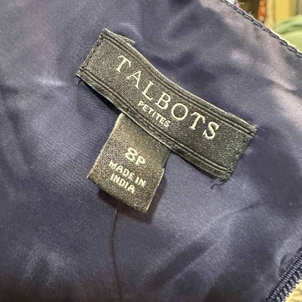 LOW PRICE!****TALBOTS****NWT Fully-Lined  Dress Blue/White Medallion Print -8P - Picture 6 of 15